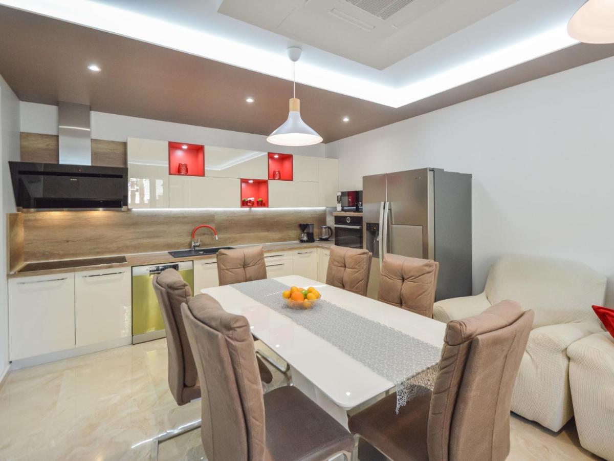 Apartment Mornar-5 By Interhome Trogir Buitenkant foto