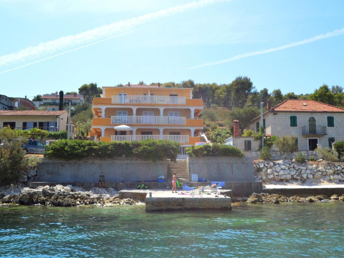 Apartment Mornar-5 By Interhome Trogir Buitenkant foto