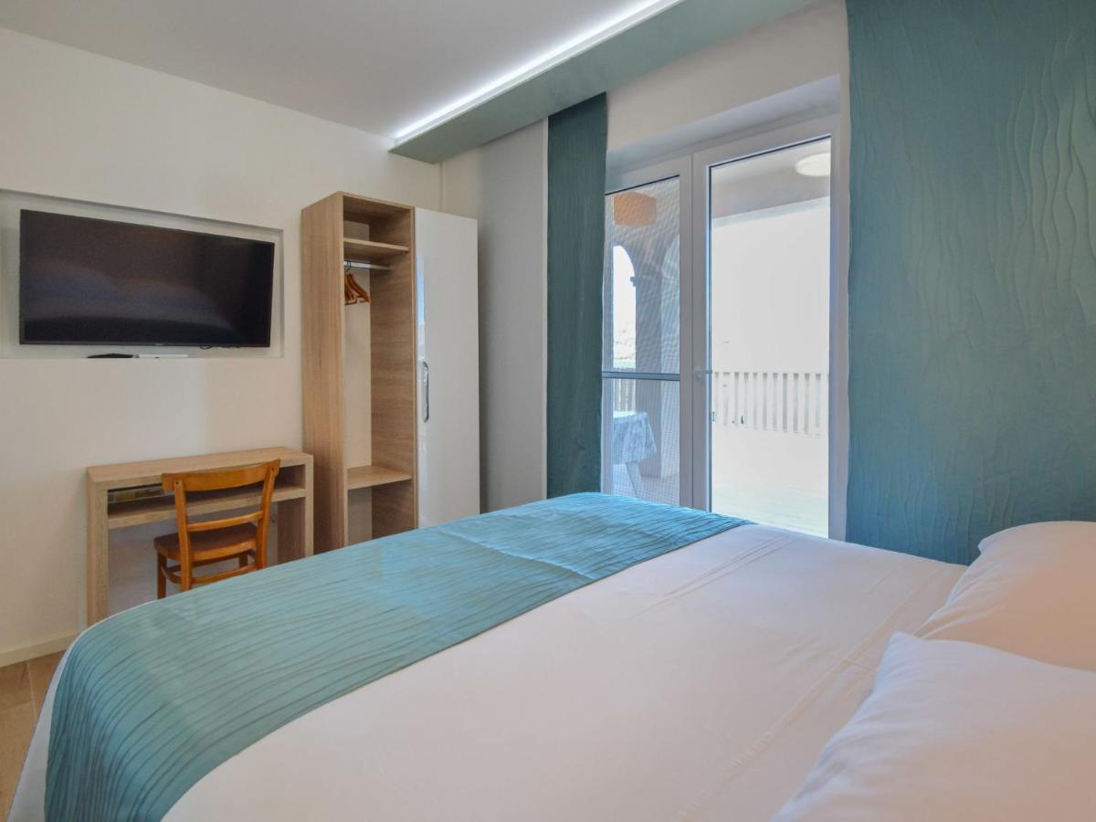 Apartment Mornar-5 By Interhome Trogir Buitenkant foto