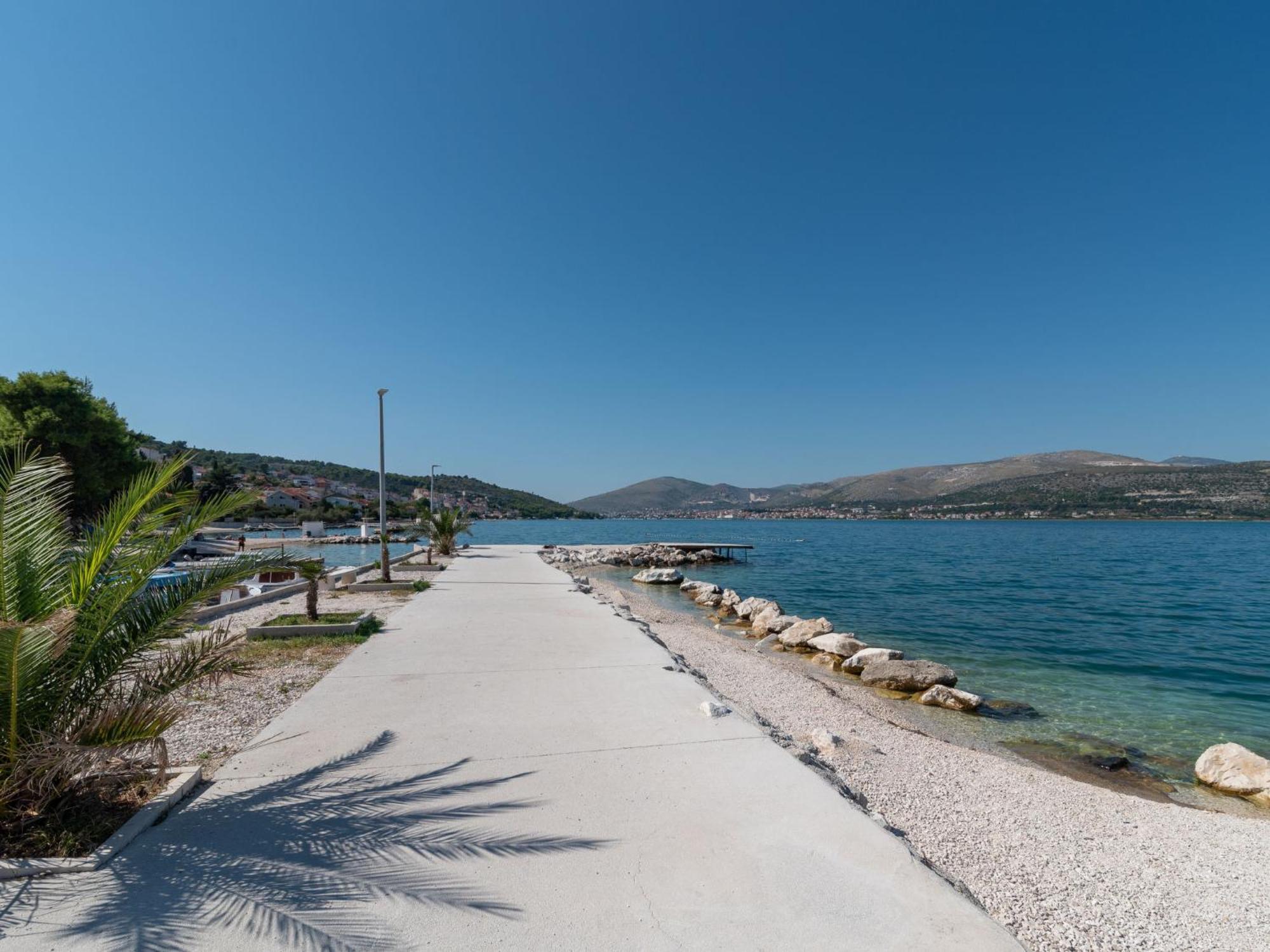 Apartment Mornar-5 By Interhome Trogir Buitenkant foto