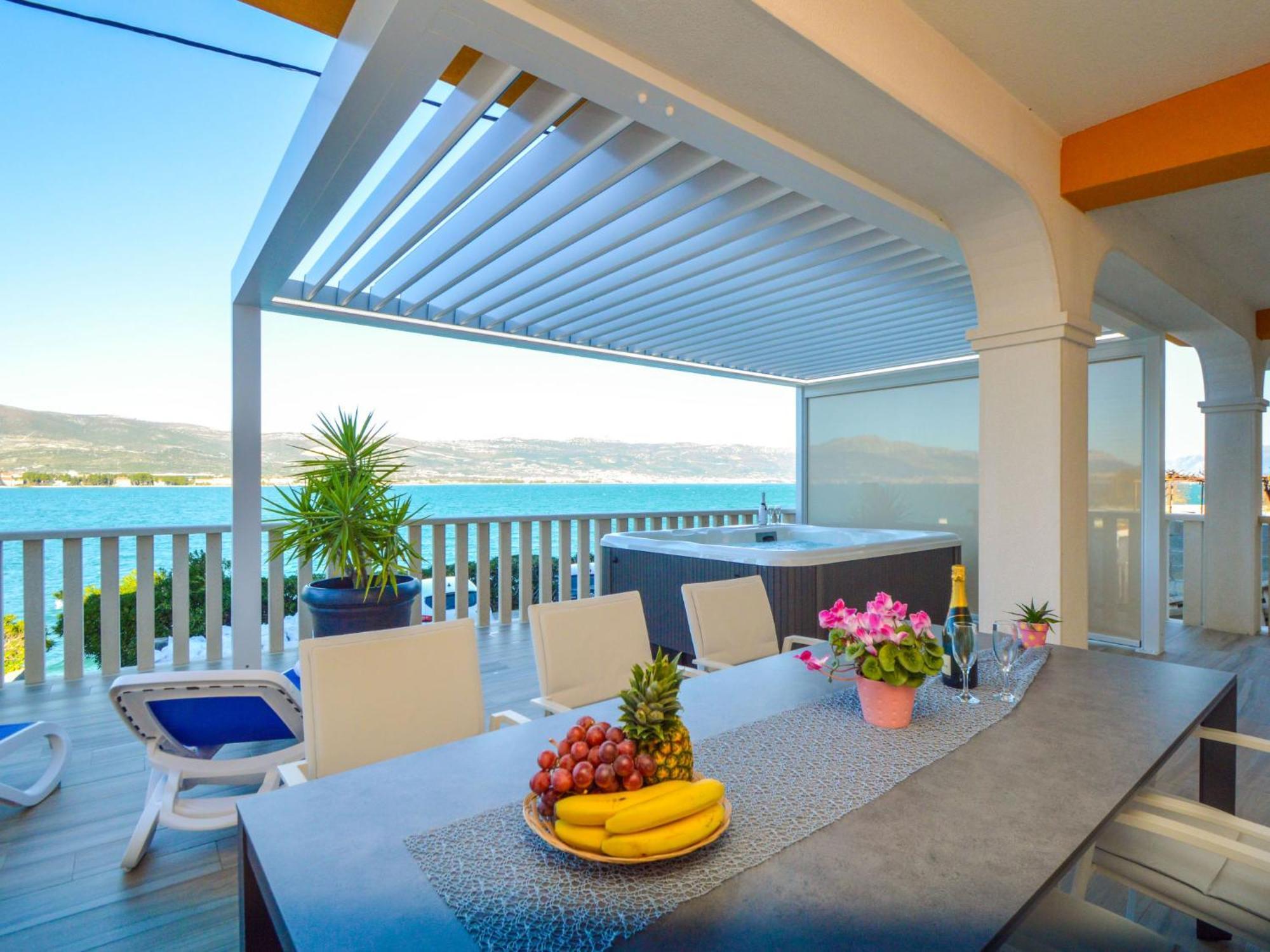 Apartment Mornar-5 By Interhome Trogir Buitenkant foto